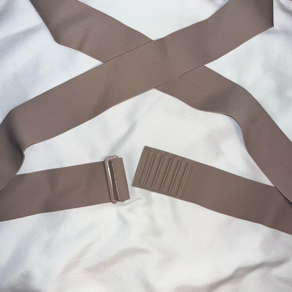 Victoria's Secret Small Taupe Deep V Taupe Sports Bra with waist cross-over tie - Picture 5 of 5